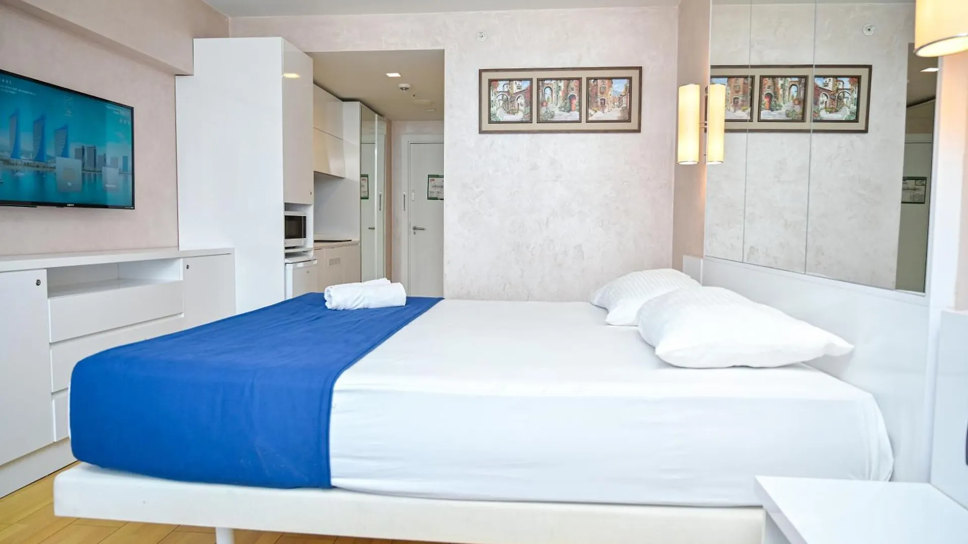 Avant-Garde Sea View Aparthotel In Orbi City 바투미